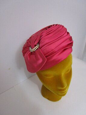 Pink Silk Satin Hat pillbox Pleated Vintage Church